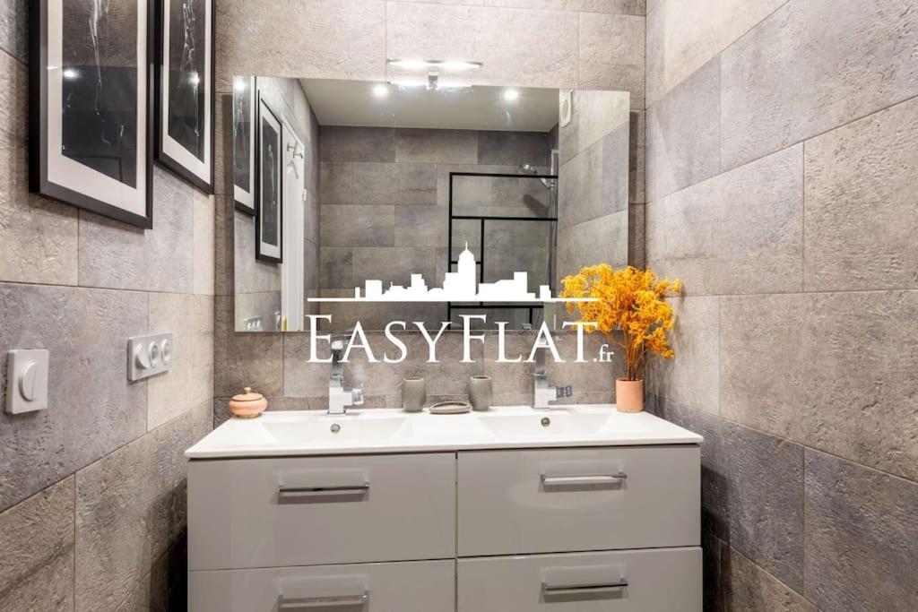 3 - Bedroom Apartment, 16, By Easyflat Appartement Parijs